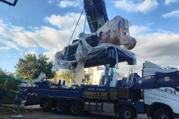 835a6cf86696549650a210b7644ef856 copy